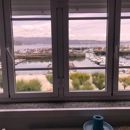Apartment Apartment With 3 Bedrooms In Muros With Wonderful Sea View 50 M From The Beach *