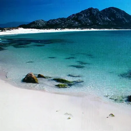 Apartment Apartment With 3 Bedrooms In Muros With Wonderful Sea View 50 M From The Beach *